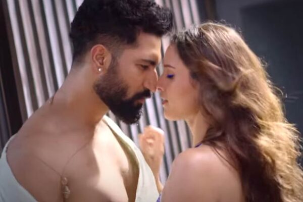EXCLUSIVE: CBFC censors 27 seconds of kissing across three scenes in Vicky Kaushal-Tripti Dimrii starrer Bad Newz : Bollywood News