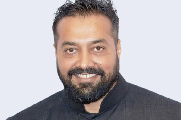 Makeup artist hits back at Anurag Kashyap after the latter slams entourage culture; says, “In his films, he will have to call me to get the dark circles. That’s what his heroines look like” : Bollywood News