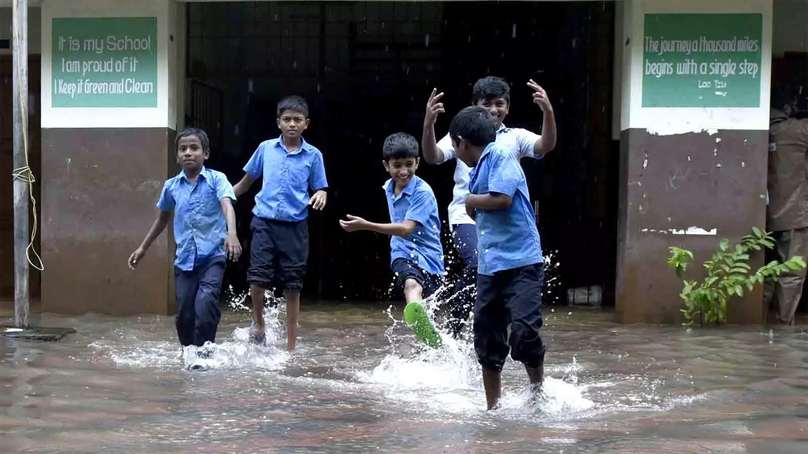 Kerala Schools: Heavy rains trigger red alert in north Kerala; schools, colleges closed in six districts | Kerala Schools: Heavy rains trigger red alert in north Kerala; schools, colleges closed in six districts |