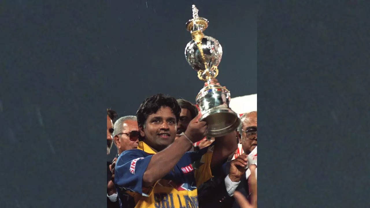 Former Sri Lanka captain Arjuna Ranatunga’s latest picture shocks the internet | Cricket News Former Sri Lanka captain Arjuna Ranatunga’s latest picture shocks the internet | Cricket News