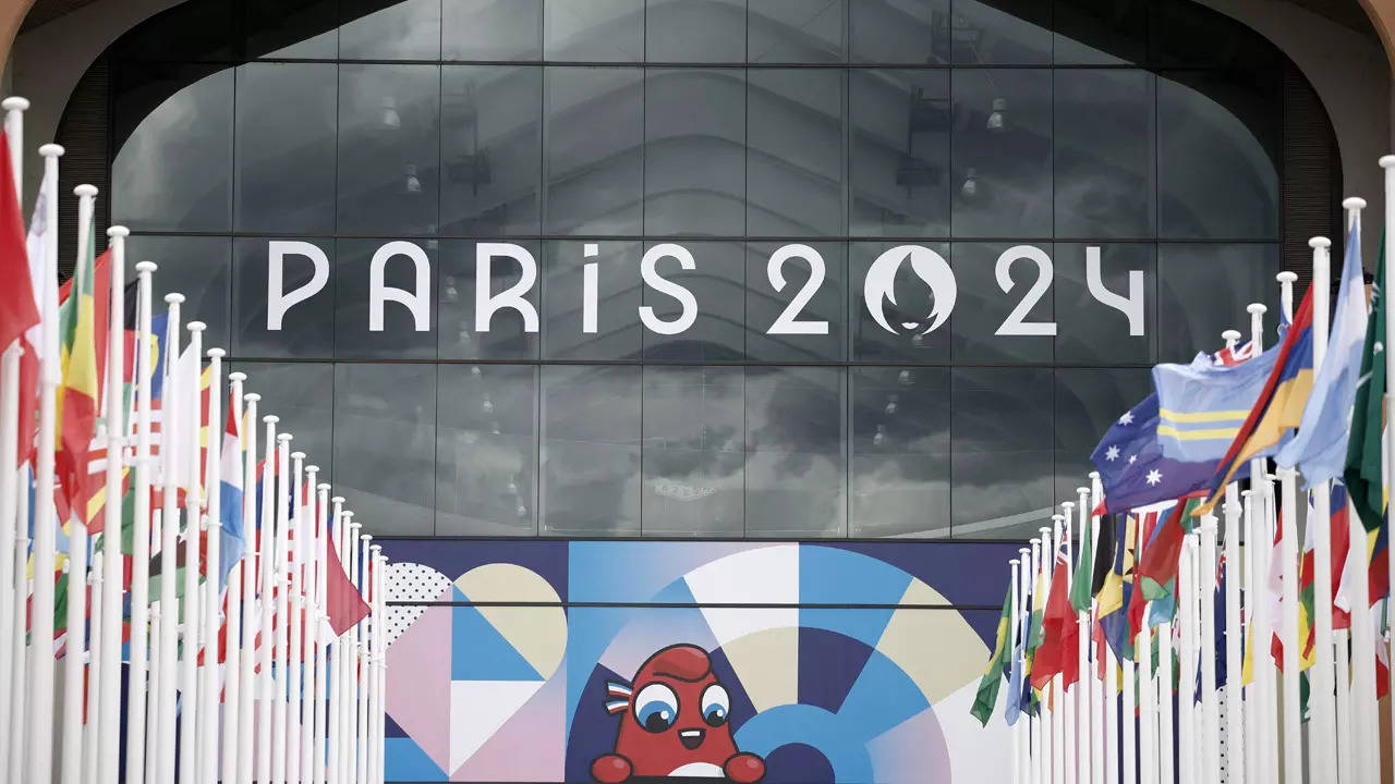 IOA releases list of 117 athletes, 140 support staff for Olympics; shot-putter Abha Khatua missing | Paris Olympics 2024 News IOA releases list of 117 athletes, 140 support staff for Olympics; shot-putter Abha Khatua missing | Paris Olympics 2024 News