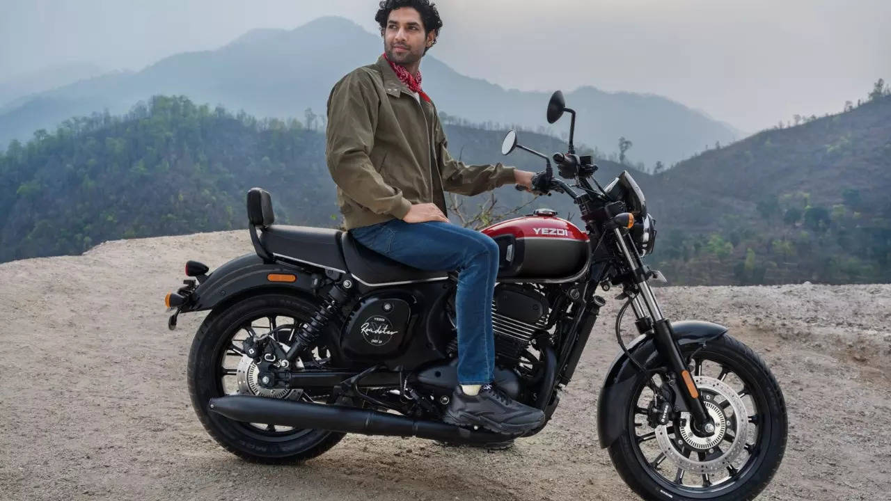 Yezdi Roadster now offers ‘Trail Pack’ at no extra cost: Here’s what you get for Rs 2.09 lakh deal