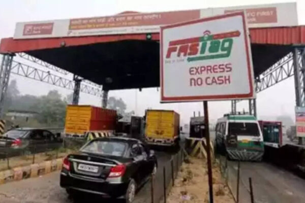 Beware! This simple FASTag mistake will now result in double toll amount, NHAI warns: Details Beware! This simple FASTag mistake will now result in double toll amount, NHAI warns: Details