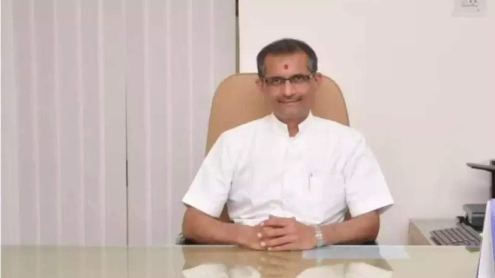 UPSC Chairman steps down five years ahead of tenure end, citing ‘personal reasons’ amid IAS officer fraud case UPSC Chairman steps down five years ahead of tenure end, citing ‘personal reasons’ amid IAS officer fraud case