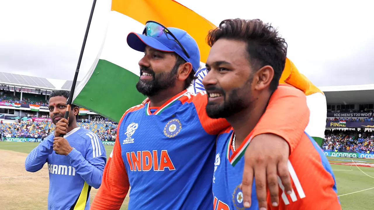‘Bhaia ke paas hi jata jun’: Rohit Sharma, Rishabh Pant share heartfelt stories about MS Dhoni and Rahul Dravid – Watch | Cricket News ‘Bhaia ke paas hi jata jun’: Rohit Sharma, Rishabh Pant share heartfelt stories about MS Dhoni and Rahul Dravid – Watch | Cricket News