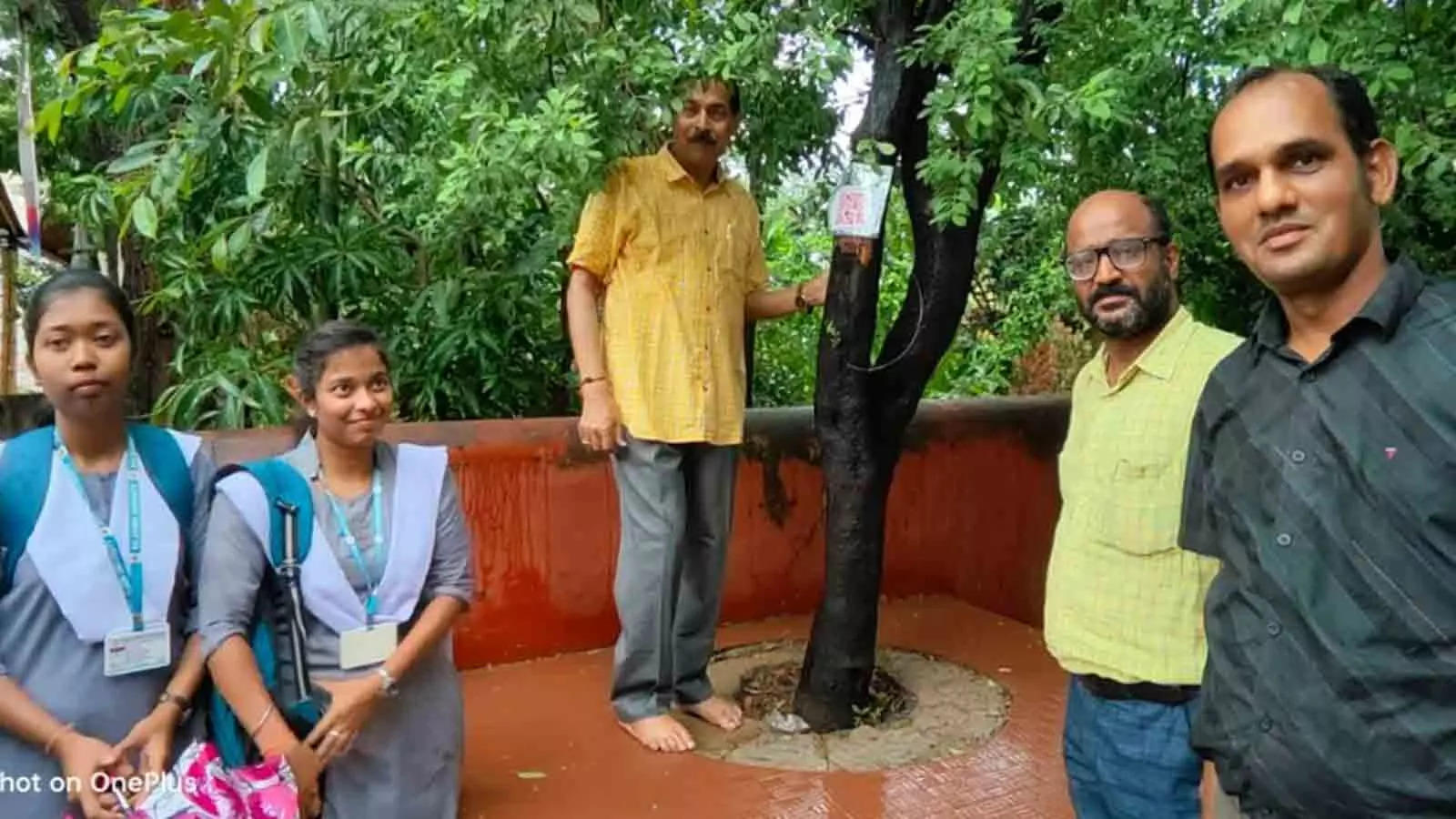 Maa Manikeshwari University Enhances Botanical Learning with QR Codes Maa Manikeshwari University Enhances Botanical Learning with QR Codes