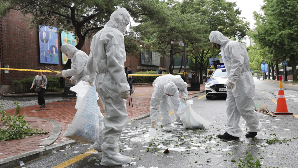 North Korean trash balloons lands on South Korea’s presidential office compound