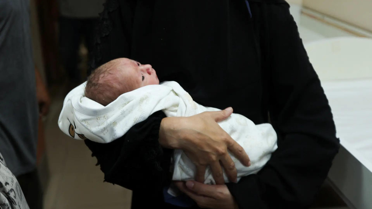 ‘Miracle’: Gaza baby saved from dead mother’s womb after Israeli airstrike ‘Miracle’: Gaza baby saved from dead mother’s womb after Israeli airstrike