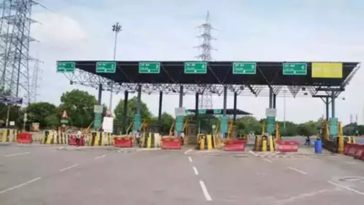 Govt to implement satellite-based toll system, says Gadkari: Difference vs FASTag explained Govt to implement satellite-based toll system, says Gadkari: Difference vs FASTag explained