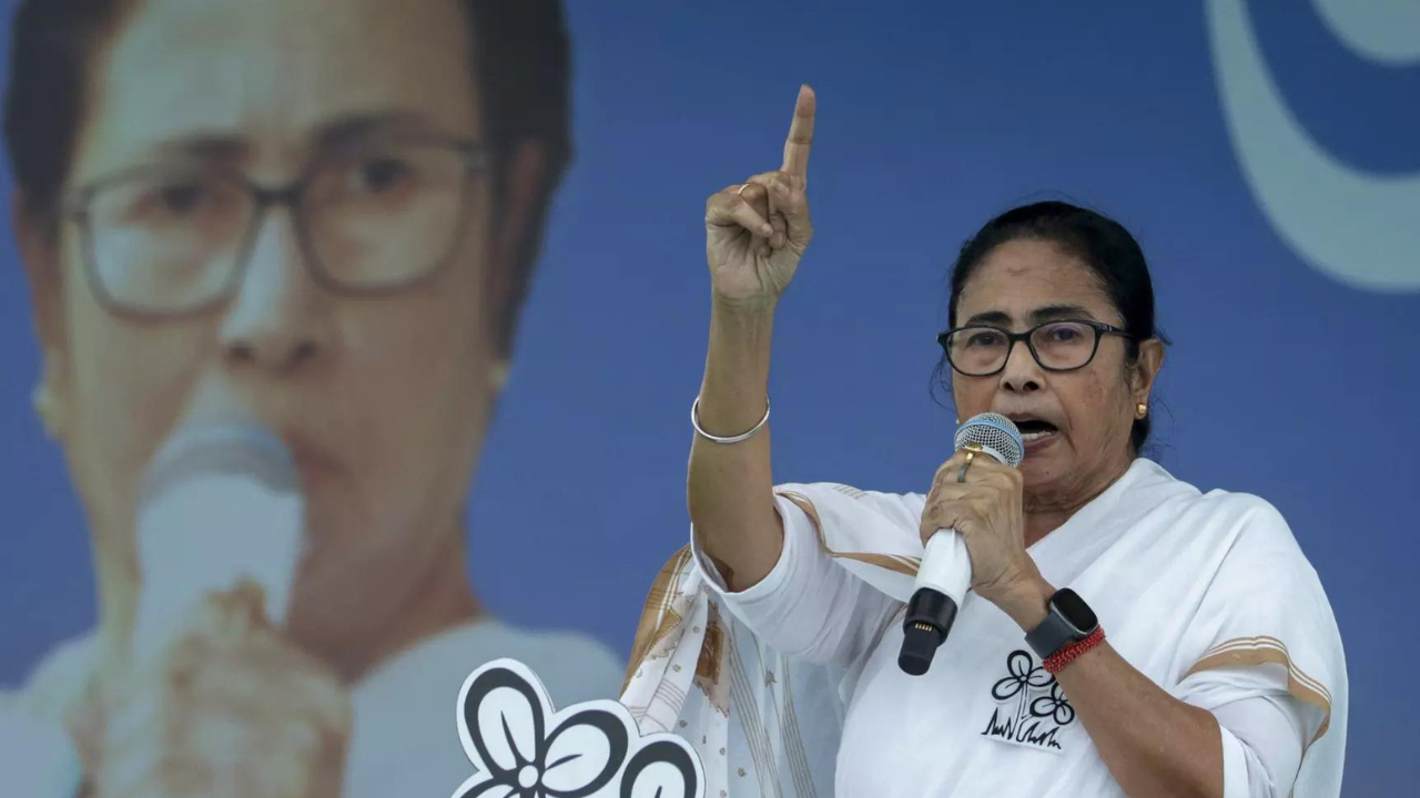 Scrap Niti Ayog, restore planning commission: Mamata Banerjee | India News Scrap Niti Ayog, restore planning commission: Mamata Banerjee | India News