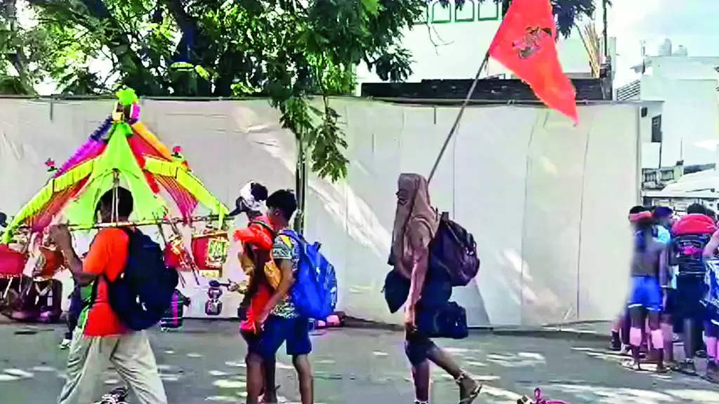 Mosques and mazars on kanwar route in Haridwar ‘covered up’ | India News Mosques and mazars on kanwar route in Haridwar ‘covered up’ | India News