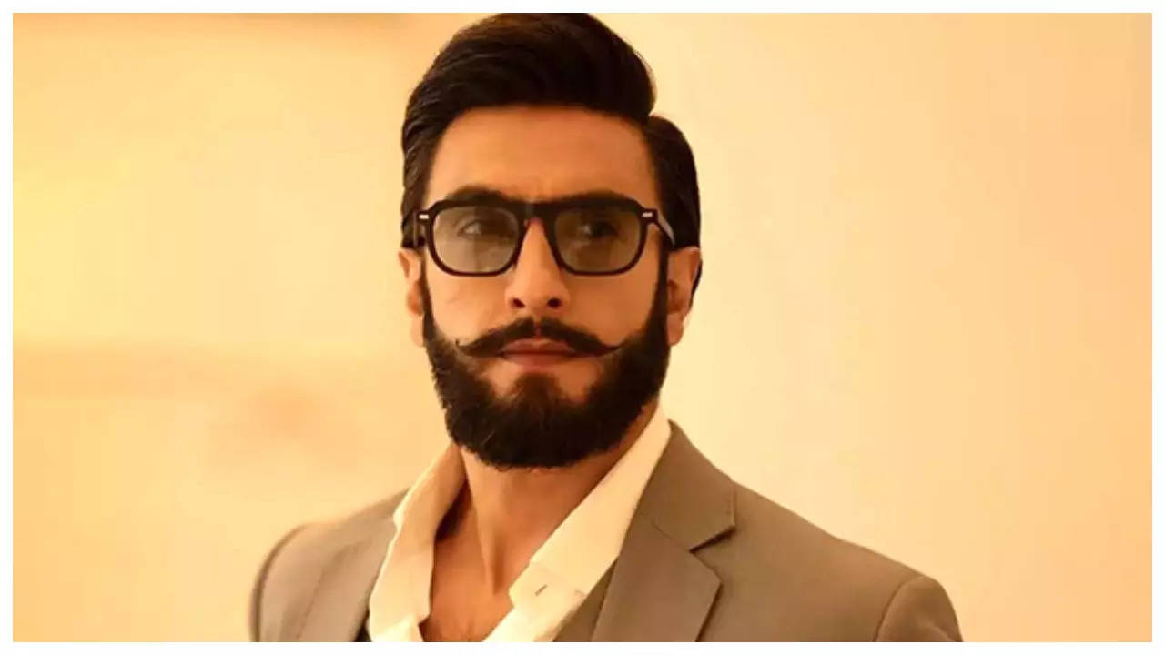 Ranveer Singh CONFIRMS Aditya Dhar’s next will be a ‘cinematic experience like never before’; says, ‘This time, it’s personal’ | Hindi Movie News Ranveer Singh CONFIRMS Aditya Dhar’s next will be a ‘cinematic experience like never before’; says, ‘This time, it’s personal’ | Hindi Movie News