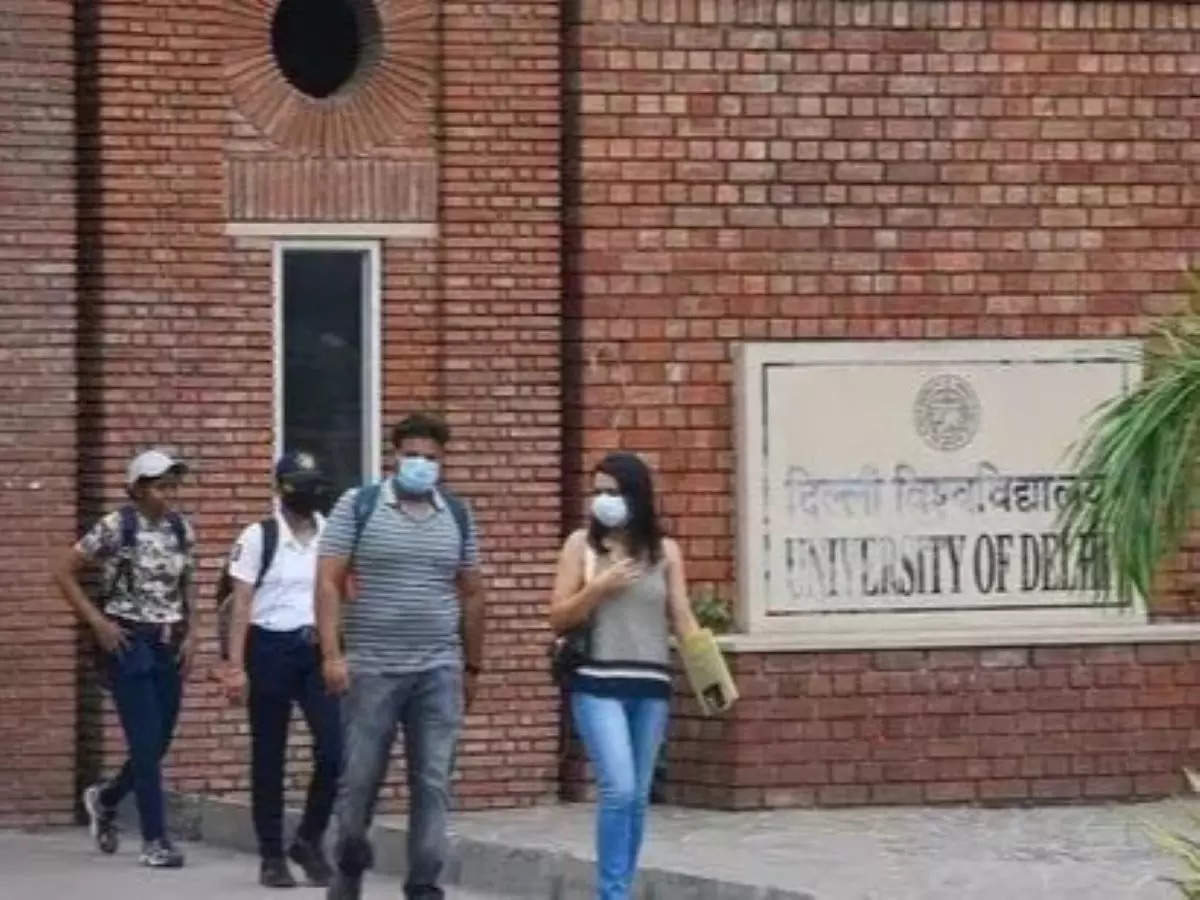 Delhi University faces backlash over fee hike and poor study material, students stage protest Delhi University faces backlash over fee hike and poor study material, students stage protest