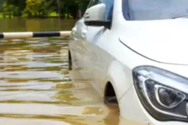Car stranded in flooded parking/roads during monsoon: Crucial do’s and don’ts