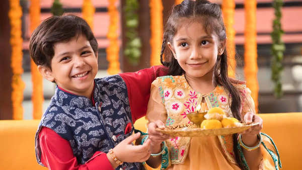 Happy Raksha Bandhan 2024: Rakhi wishes, messages, quotes, greetings and images for brothers and sisters | Happy Raksha Bandhan 2024: Rakhi wishes, messages, quotes, greetings and images for brothers and sisters |