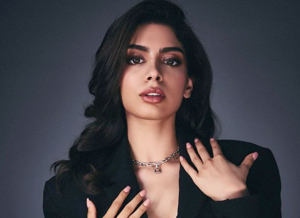 Khushi Kapoor flaunts her new Mercedes Benz G-Class 400d worth Rs. 2.55 crores : Bollywood News Khushi Kapoor flaunts her new Mercedes Benz G-Class 400d worth Rs. 2.55 crores : Bollywood News
