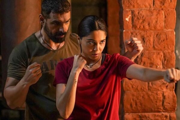 Vedaa Trailer: John Abraham and Sharvari Wagh bring the heat with intense action : Bollywood News Vedaa Trailer: John Abraham and Sharvari Wagh bring the heat with intense action : Bollywood News