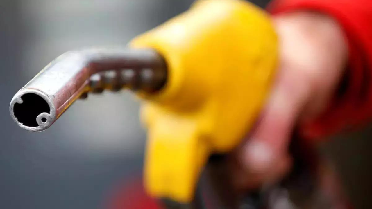 Petrol, diesel sales rise in July, but monsoon dampens power demand Petrol, diesel sales rise in July, but monsoon dampens power demand