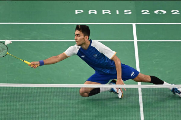 Lakshya Sen loses to Viktor Axelsen in semis, to face Lee Zii Jia in Paris Olympics badminton bronze-medal playoff | Paris Olympics 2024 News Lakshya Sen loses to Viktor Axelsen in semis, to face Lee Zii Jia in Paris Olympics badminton bronze-medal playoff | Paris Olympics 2024 News
