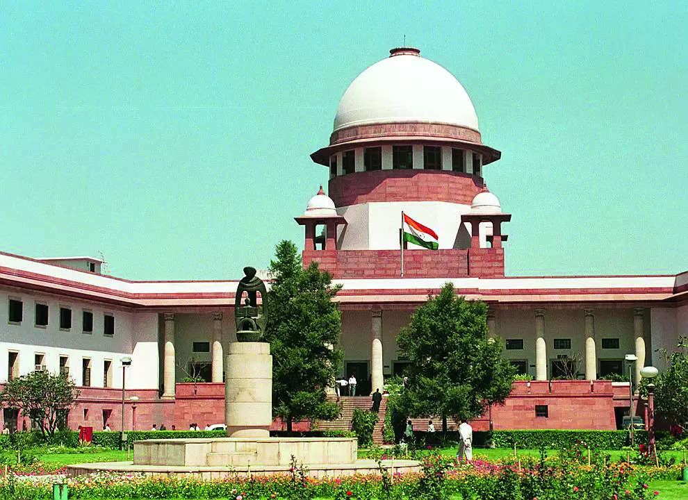 SC entrusts Gokarna temple admin to judges | India News