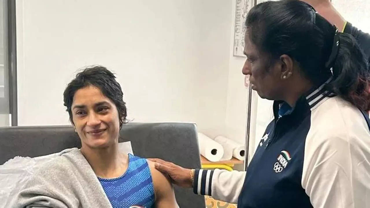 Amid disqualification heartbreak, Vinesh Phogat’s first pic from Games village clinic surfaces |