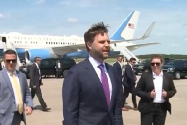 JD Vance Air Force Two: Did JD Vance just check Kamala Harris’ plane out? ‘Going to be mine’. Watch