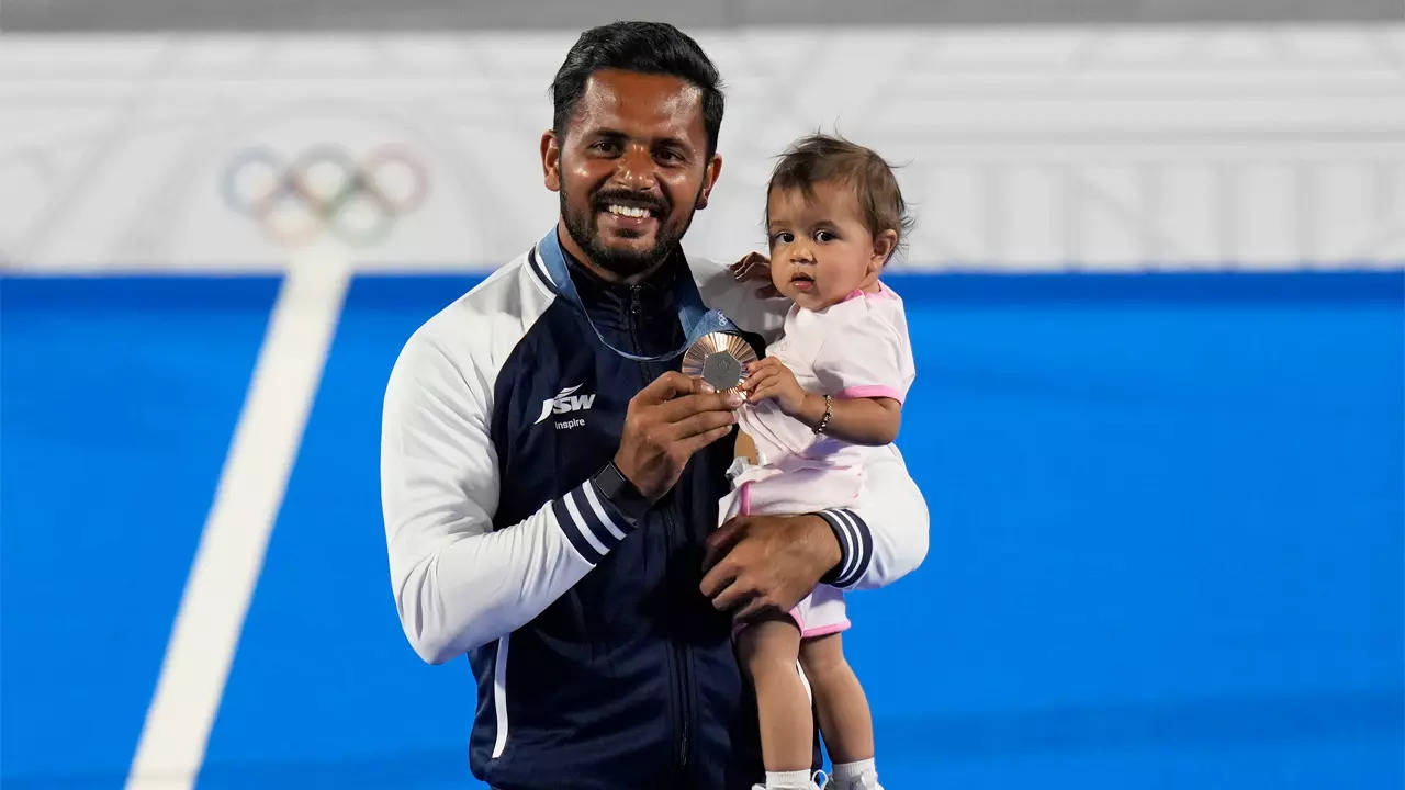 ‘Hello India this is for you’: Harmanpreet Singh dedicates Olympic hockey bronze to the nation | Paris Olympics 2024 News ‘Hello India this is for you’: Harmanpreet Singh dedicates Olympic hockey bronze to the nation | Paris Olympics 2024 News
