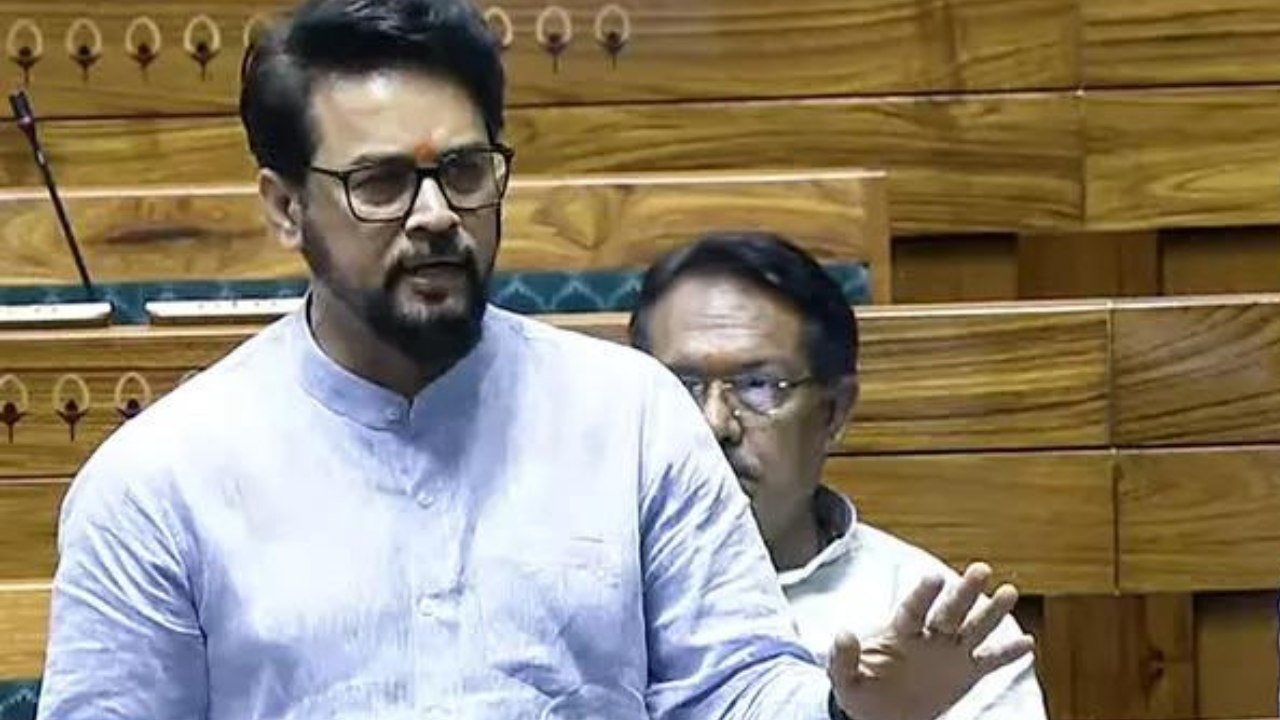 Anurag Thakur criticises Rahul Gandhi, Congress for ‘grand statements on Gaza, silence on Bangladesh Hindus’ | India News Anurag Thakur criticises Rahul Gandhi, Congress for ‘grand statements on Gaza, silence on Bangladesh Hindus’ | India News