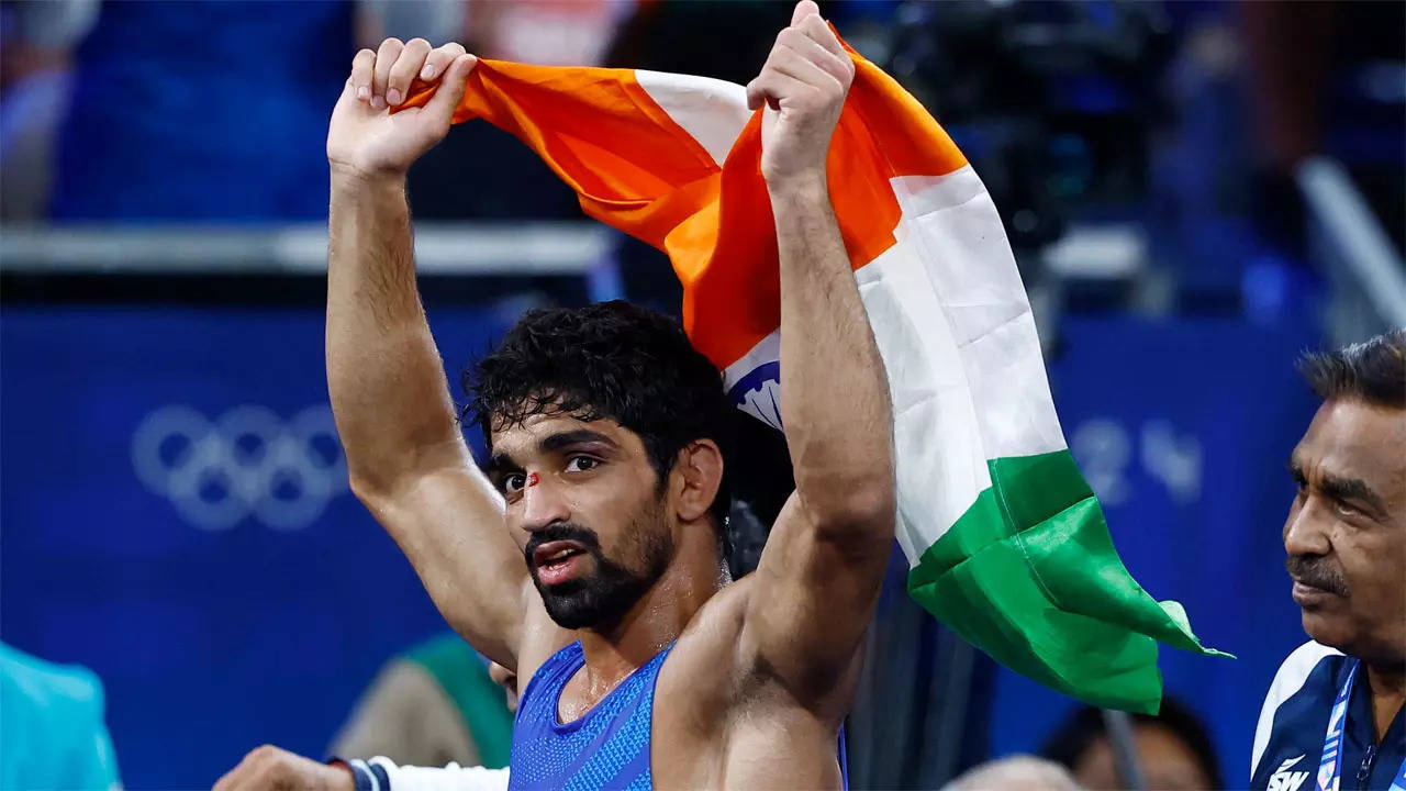 ‘More pride’: PM Narendra Modi congratulates wrestler Aman Sehrawat for bagging bronze | Paris Olympics 2024 News ‘More pride’: PM Narendra Modi congratulates wrestler Aman Sehrawat for bagging bronze | Paris Olympics 2024 News