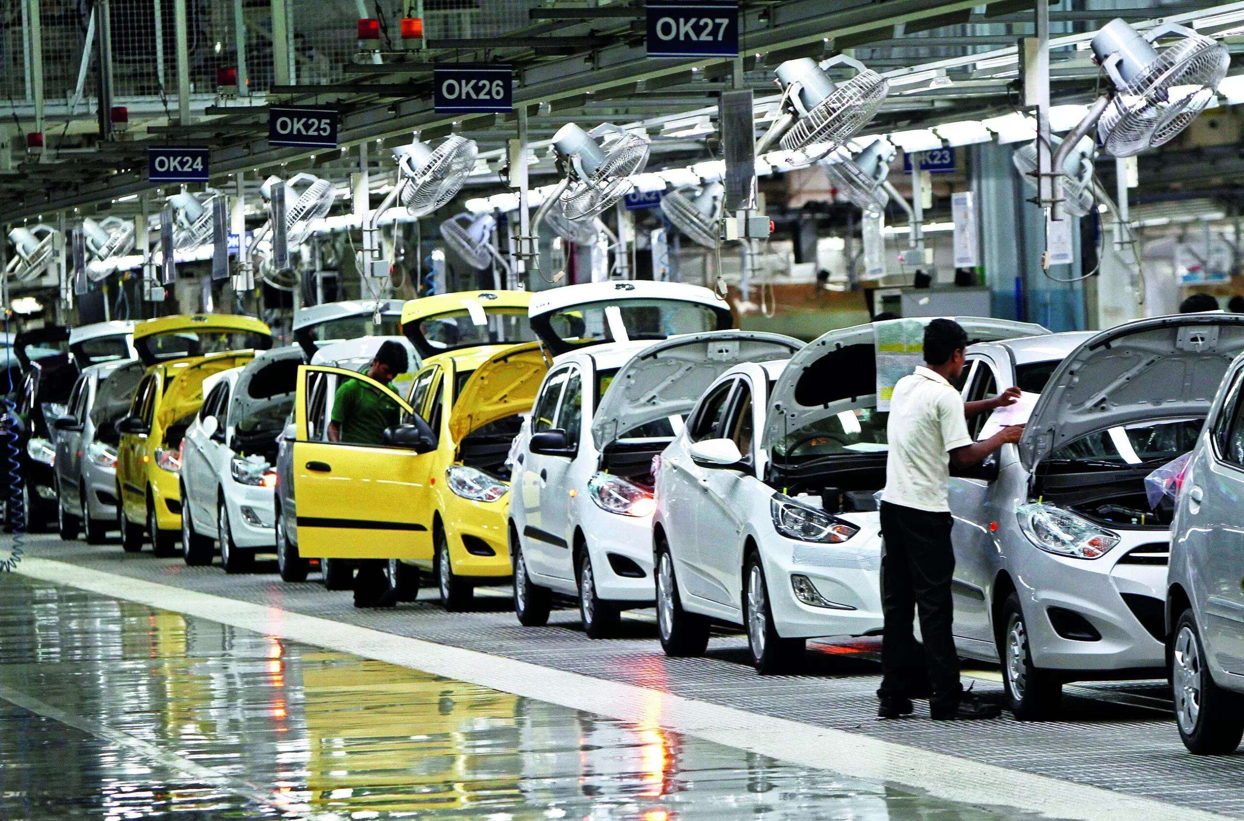 In a 1st, motor insurance share drops below 30%