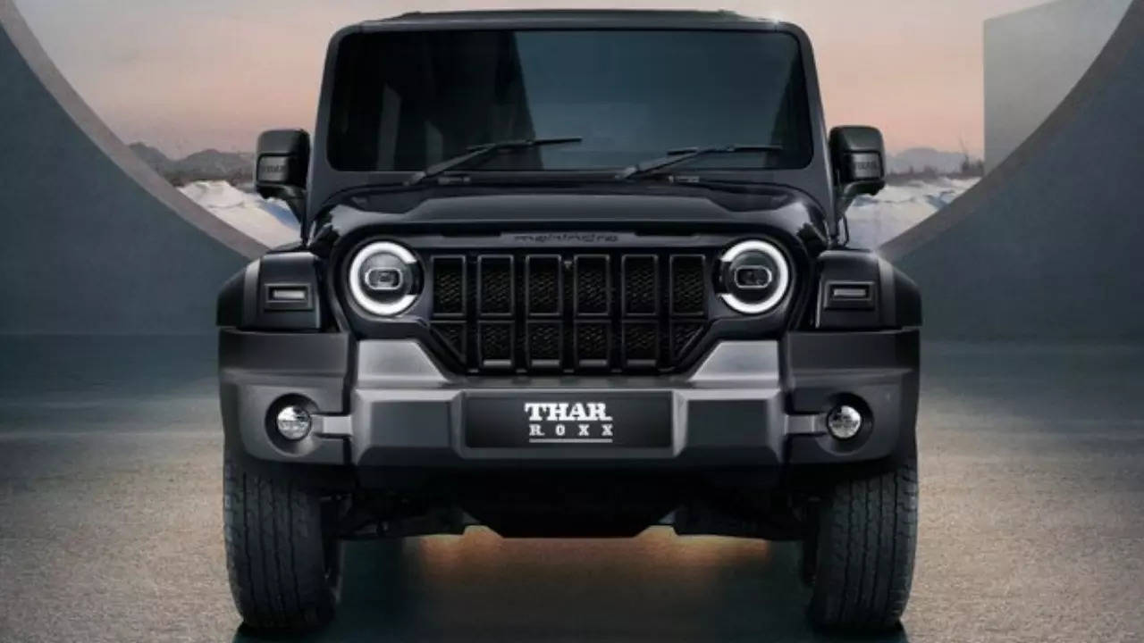 Mahindra Thar Roxx fascia revealed in new teaser, launch on 15 Aug: Details Mahindra Thar Roxx fascia revealed in new teaser, launch on 15 Aug: Details