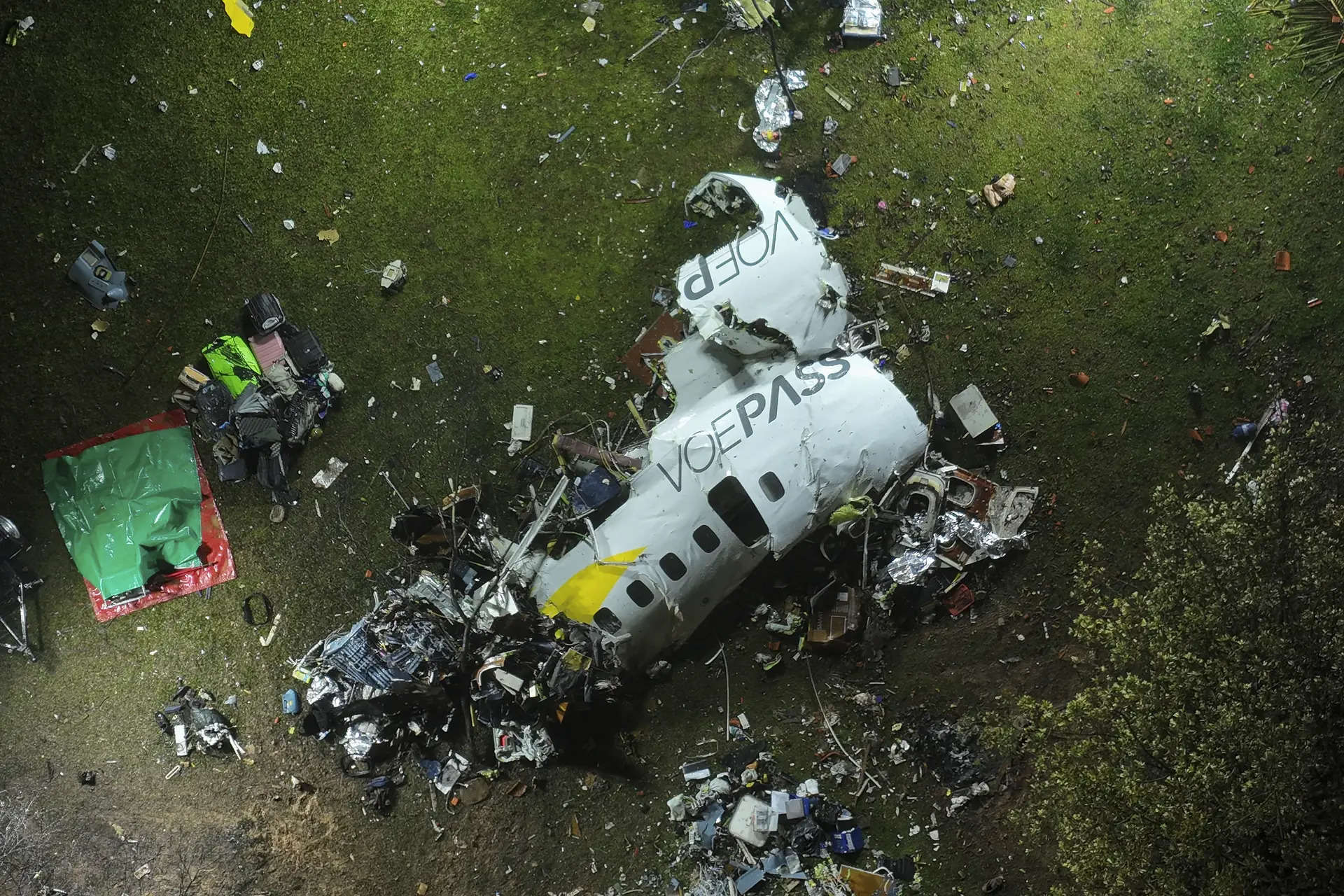Brazil plane crash: How lucky travelers avoid death on doomed flight due to airline mix-up Brazil plane crash: How lucky travelers avoid death on doomed flight due to airline mix-up