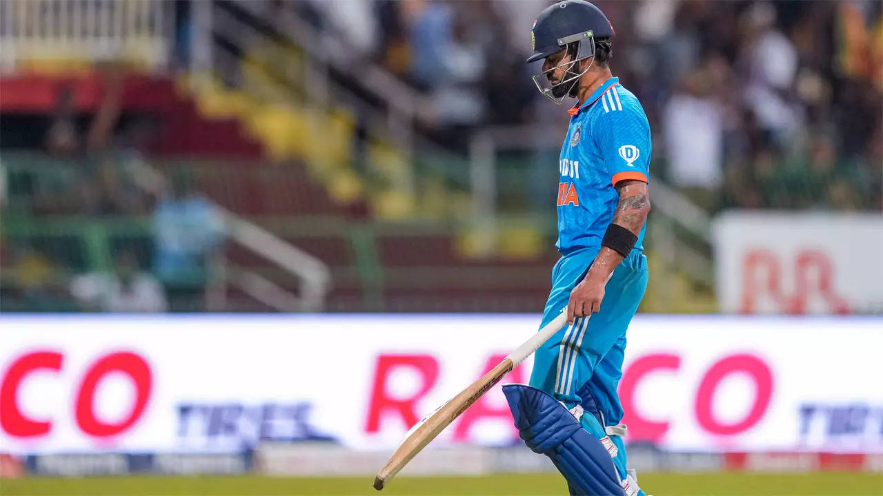 ‘I’m not going to defend Virat Kohli, but…’: Dinesh Karthik on India batter’s dismissals in SL ODIs | Cricket News ‘I’m not going to defend Virat Kohli, but…’: Dinesh Karthik on India batter’s dismissals in SL ODIs | Cricket News