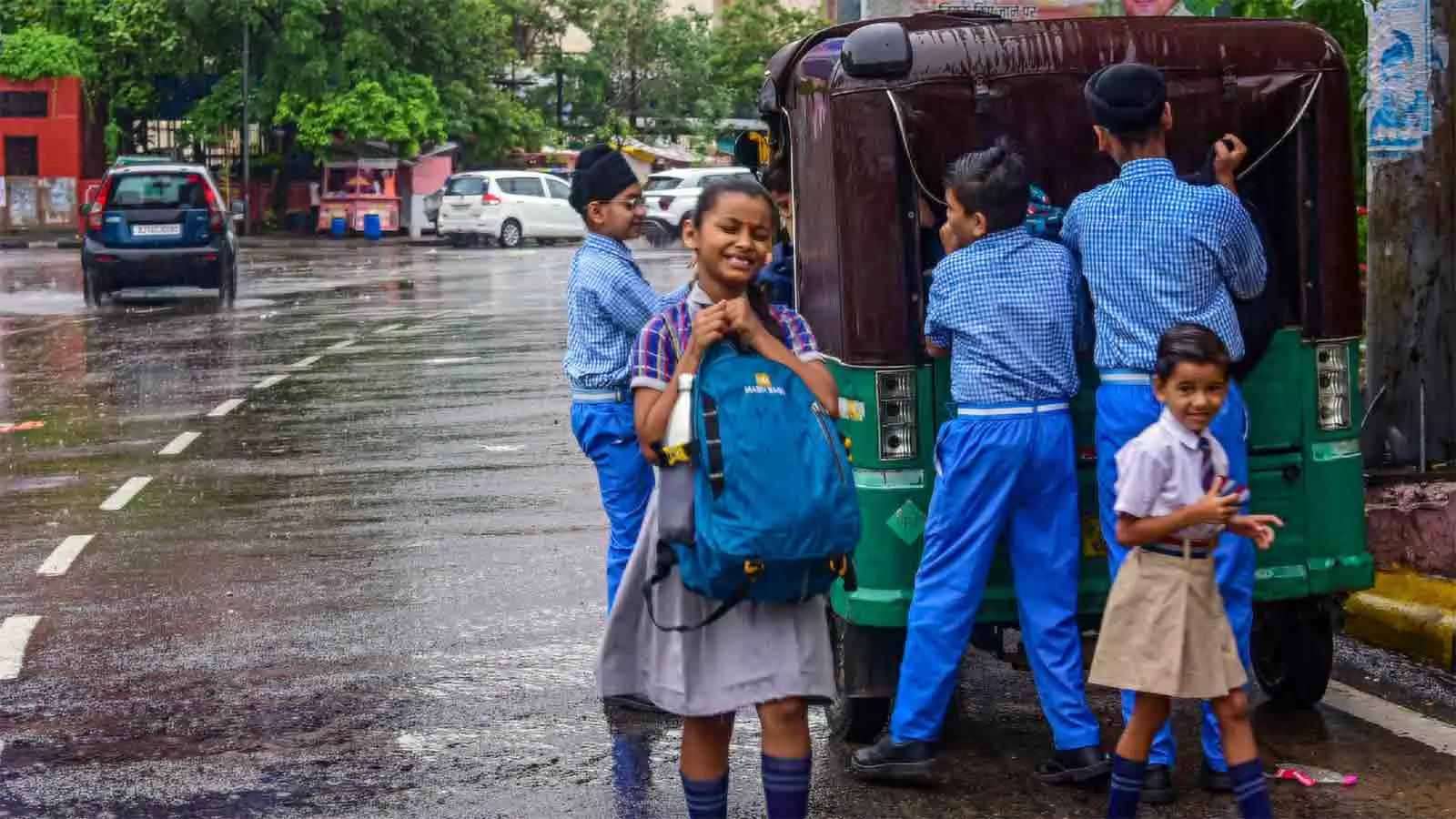Schools Closed in Several Rajasthan Cities Today Due to Torrential Rains; Kerala Districts Likely to Follow Amid Heavy Rain Alerts
