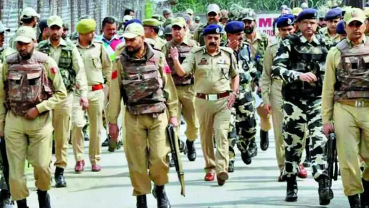 CRPF inspector killed in exchange of fire with terrorists in J&K’s Udhampur | India News CRPF inspector killed in exchange of fire with terrorists in J&K’s Udhampur | India News