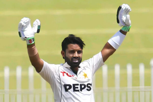 Mohammad Rizwan tosses his bat towards Babar Azam after missing out on double century – WATCH | Cricket News Mohammad Rizwan tosses his bat towards Babar Azam after missing out on double century – WATCH | Cricket News