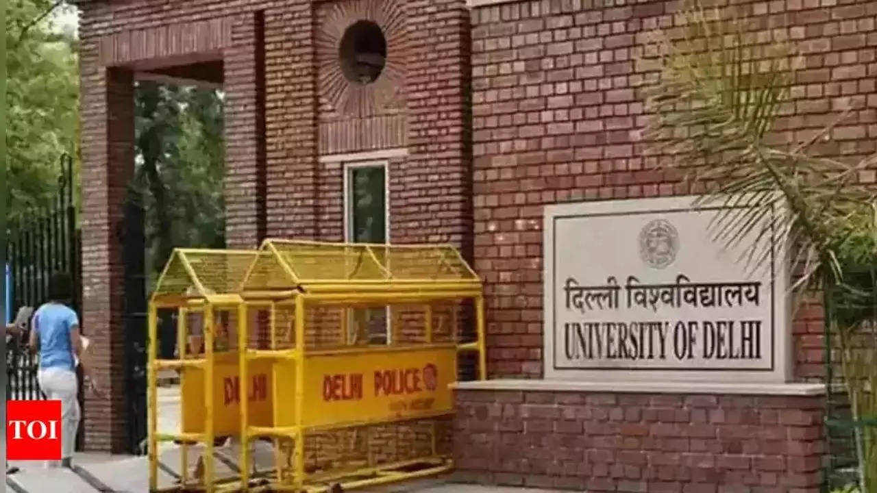 Delhi University finalises committee recommendations on alleged irregularities in 12 government-funded colleges Delhi University finalises committee recommendations on alleged irregularities in 12 government-funded colleges