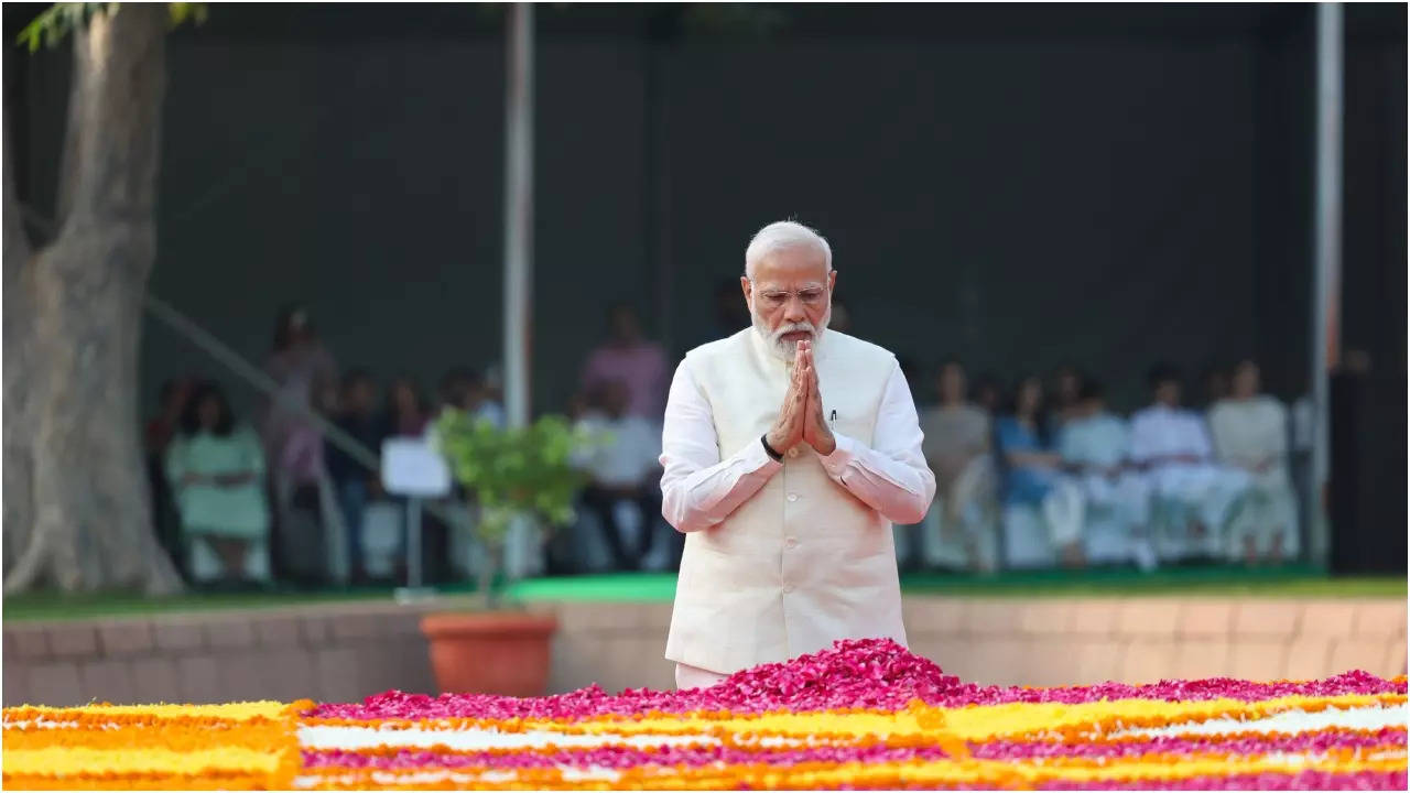 Pakistan invites PM Modi for SCO CHG meet, he’s likely to skip | India News Pakistan invites PM Modi for SCO CHG meet, he’s likely to skip | India News
