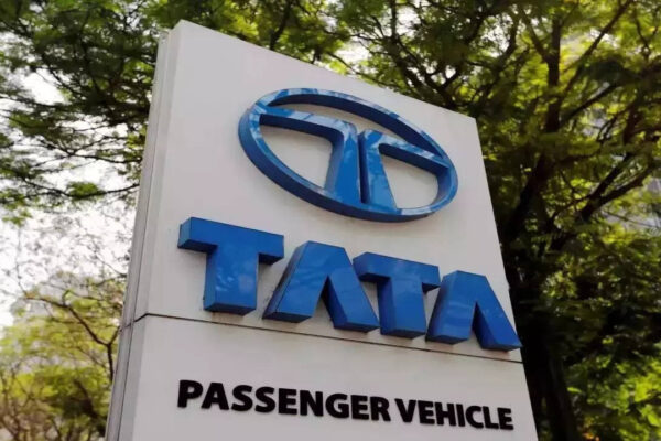 Tata Motors joins top 10 global auto firms with  billion market cap |