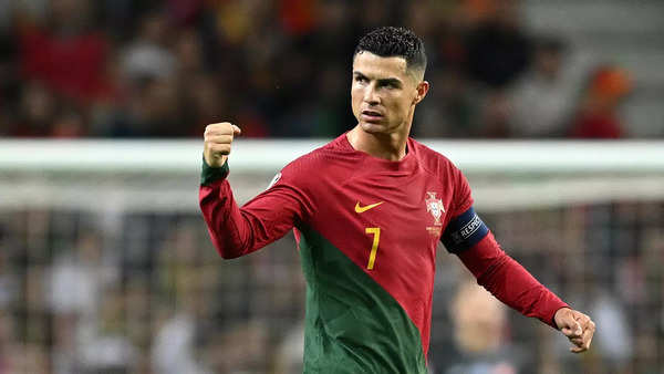Top 7 most-followed sports stars on Instagram: Cristiano Ronaldo, Lionel Messi, Virat Kohli lead the way | Off the field News Top 7 most-followed sports stars on Instagram: Cristiano Ronaldo, Lionel Messi, Virat Kohli lead the way | Off the field News