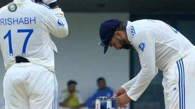Rohit Sharma’s ‘aabra ka dabra, gili gili chu’ moment goes viral during Chennai Test vs Bangladesh – WATCH | Cricket News Rohit Sharma’s ‘aabra ka dabra, gili gili chu’ moment goes viral during Chennai Test vs Bangladesh – WATCH | Cricket News
