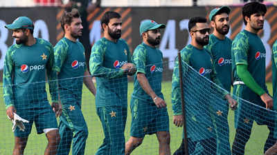 ‘Beda garak kar diya Pakistan cricket ka’ – Ahmed Shehzad slams Test squad selection | Cricket News ‘Beda garak kar diya Pakistan cricket ka’ – Ahmed Shehzad slams Test squad selection | Cricket News