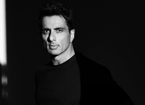 Sonu Sood rallies support for flood-hit regions in Andhra Pradesh, Telangana : Bollywood News Sonu Sood rallies support for flood-hit regions in Andhra Pradesh, Telangana : Bollywood News