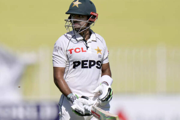 Babar Azam: ‘There are 10 other players in the team’: Pakistan teammate defends Babar Azam amid poor form | Cricket News Babar Azam: ‘There are 10 other players in the team’: Pakistan teammate defends Babar Azam amid poor form | Cricket News