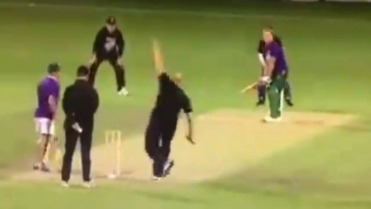 Spin gone wrong! Ex-Australian Test captain’s hilarious plea for ‘mystery spinner’. Watch | Cricket News