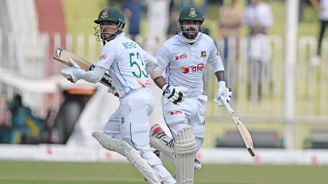 2nd Test: Litton Das, Mehidy Hasan Miraz rescue Bangladesh after early collapse against Pakistan | Cricket News 2nd Test: Litton Das, Mehidy Hasan Miraz rescue Bangladesh after early collapse against Pakistan | Cricket News