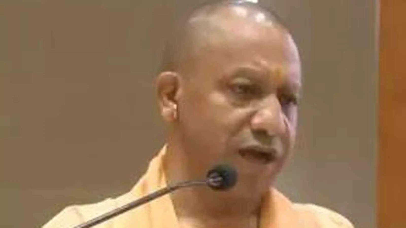UP Govt to Recruit 1 Lakh Youth in Police Force in Next Two Years: CM Yogi Adityanath UP Govt to Recruit 1 Lakh Youth in Police Force in Next Two Years: CM Yogi Adityanath