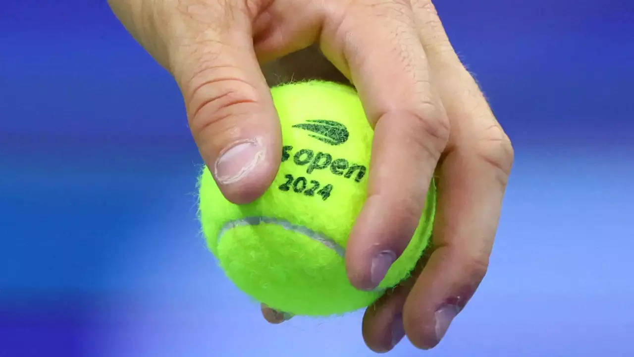 US Open: Fire alarm halts play briefly with Hawkeye affected | US Open: Fire alarm halts play briefly with Hawkeye affected |