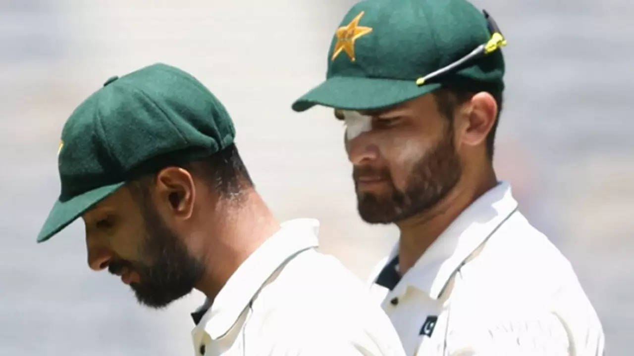 ‘Only a certain part of the clip is…’: Shan Masood dismisses rumours of rift with Shaheen Afridi | Cricket News ‘Only a certain part of the clip is…’: Shan Masood dismisses rumours of rift with Shaheen Afridi | Cricket News