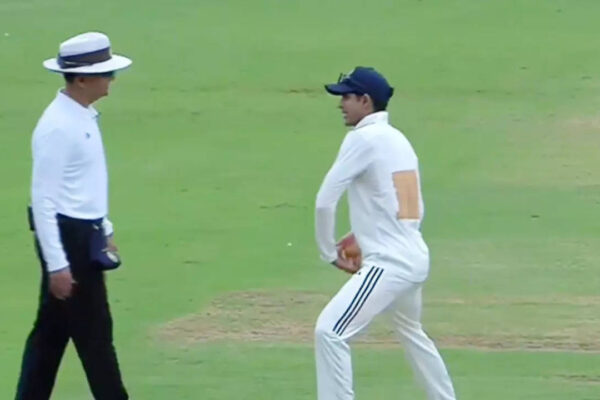 Why is Shubman Gill wearing a taped-up jersey in Duleep Trophy | Cricket News Why is Shubman Gill wearing a taped-up jersey in Duleep Trophy | Cricket News